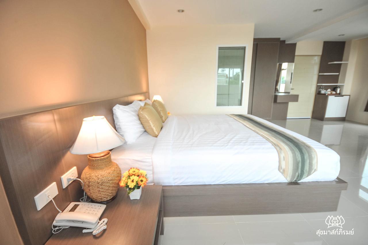 Hotel Sukkhamas Pirom Nakhonratchasima Zewnętrze zdjęcie