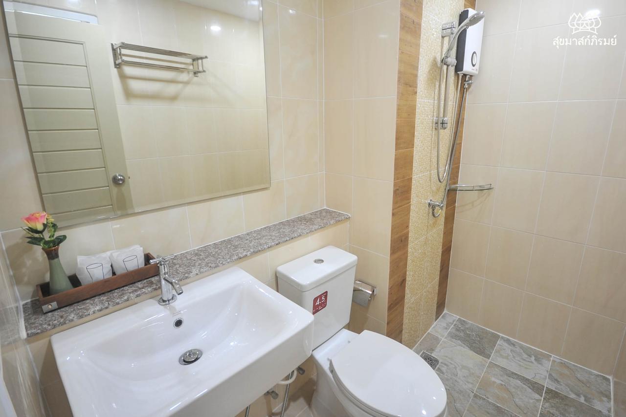 Hotel Sukkhamas Pirom Nakhonratchasima Zewnętrze zdjęcie